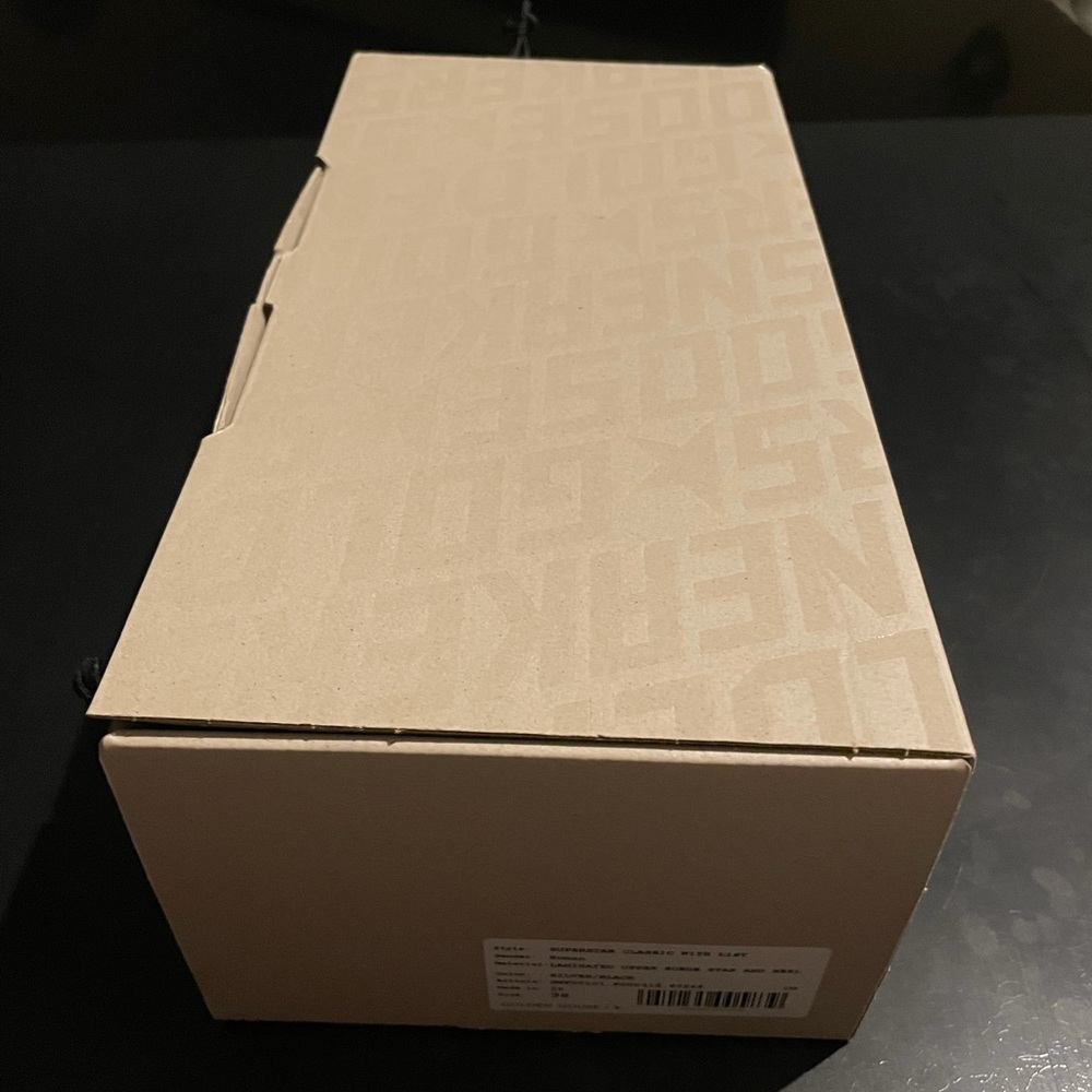 Golden Goose women’s sneakers